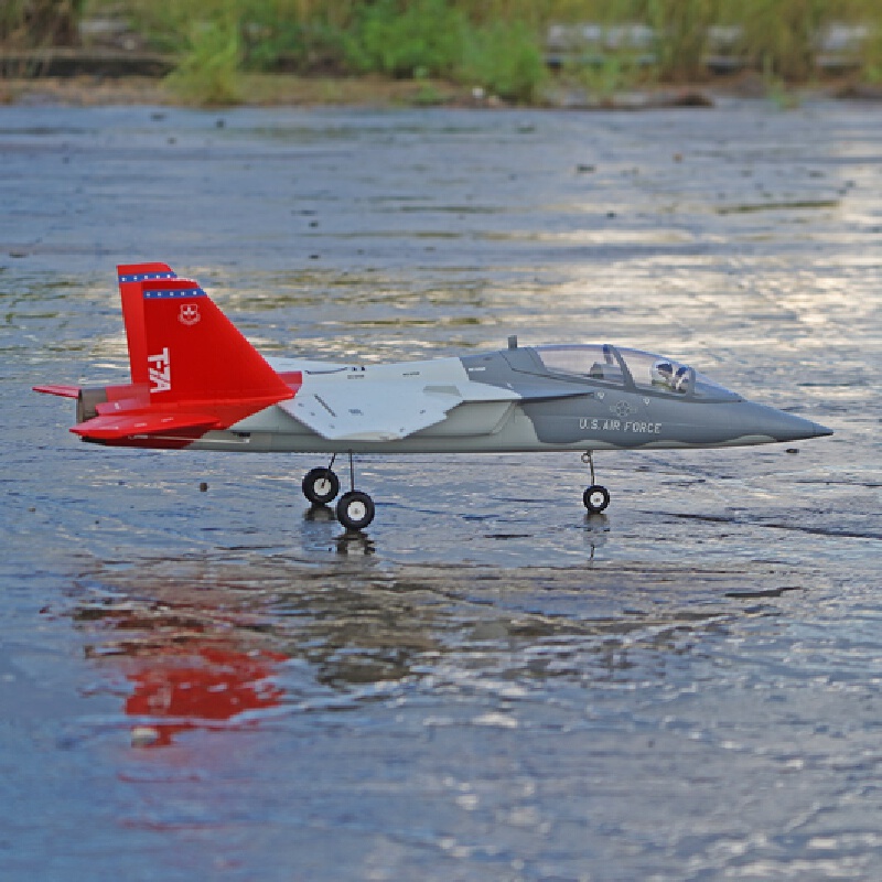 Avión de entrenamiento XFly Mo - Rc Hobby Jet reseña y precio